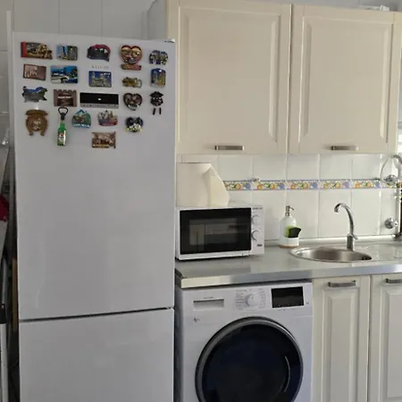 Apartment & Cozy Camas