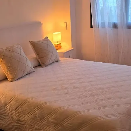 Apartment & Cozy *